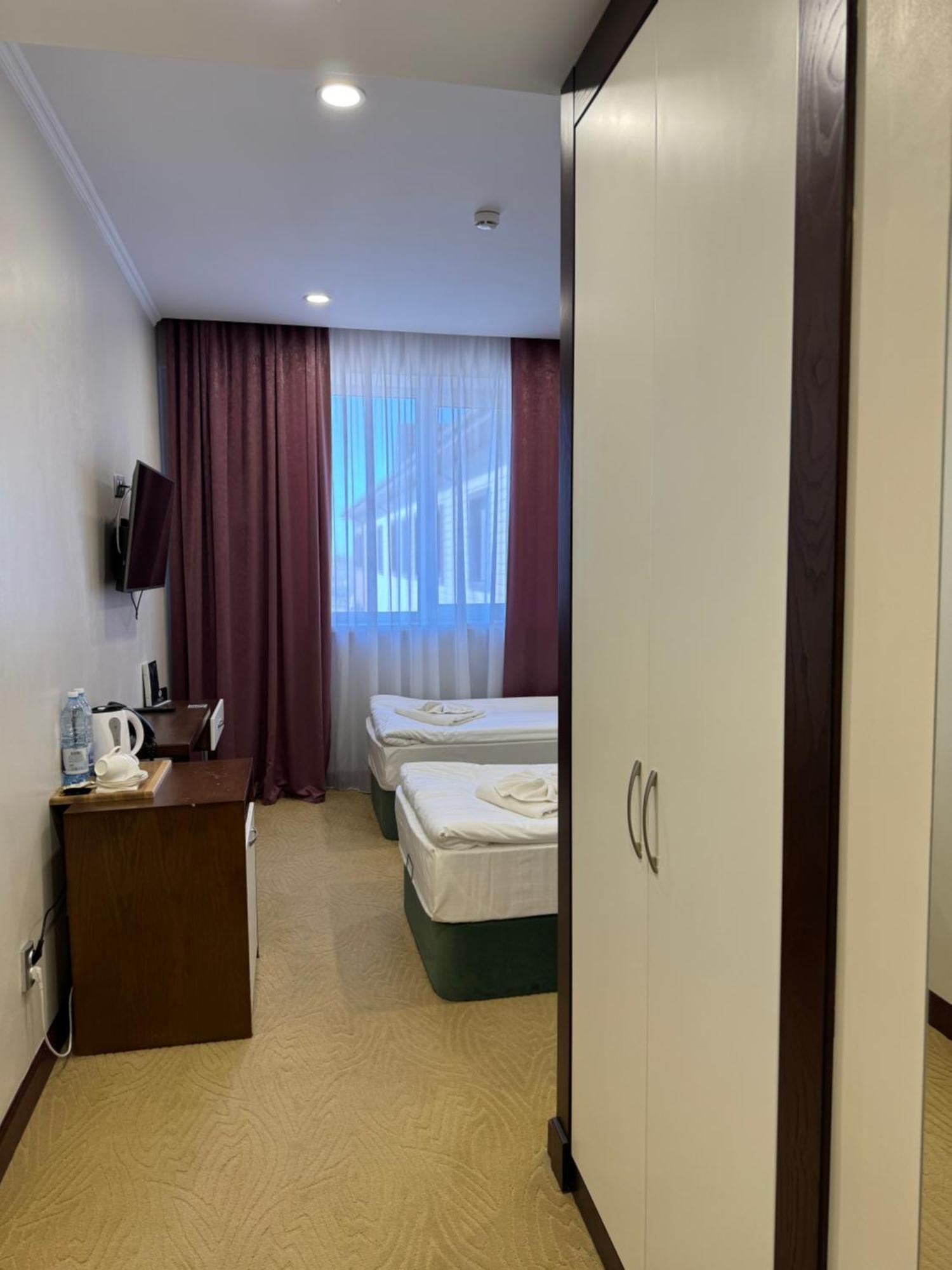 Sulo Atyrau Hotel Exterior foto