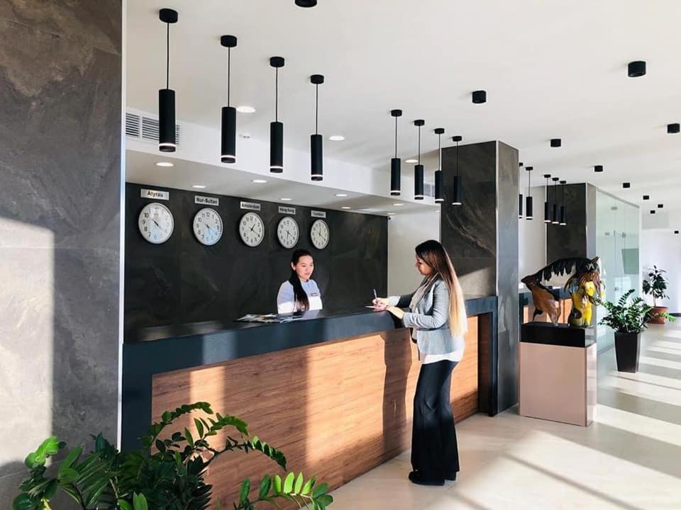 Sulo Atyrau Hotel Exterior foto